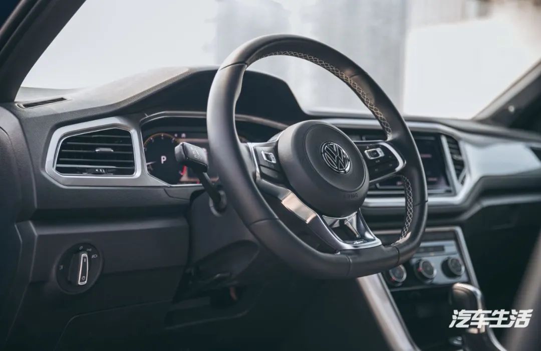 T-Roc探歌：最懂年轻人的德系SUV