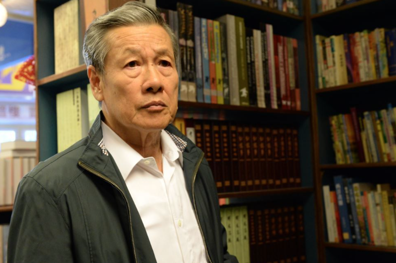 74岁刘江回巢担任配音导师,点评tvb节目实话实说,直言脱离现实