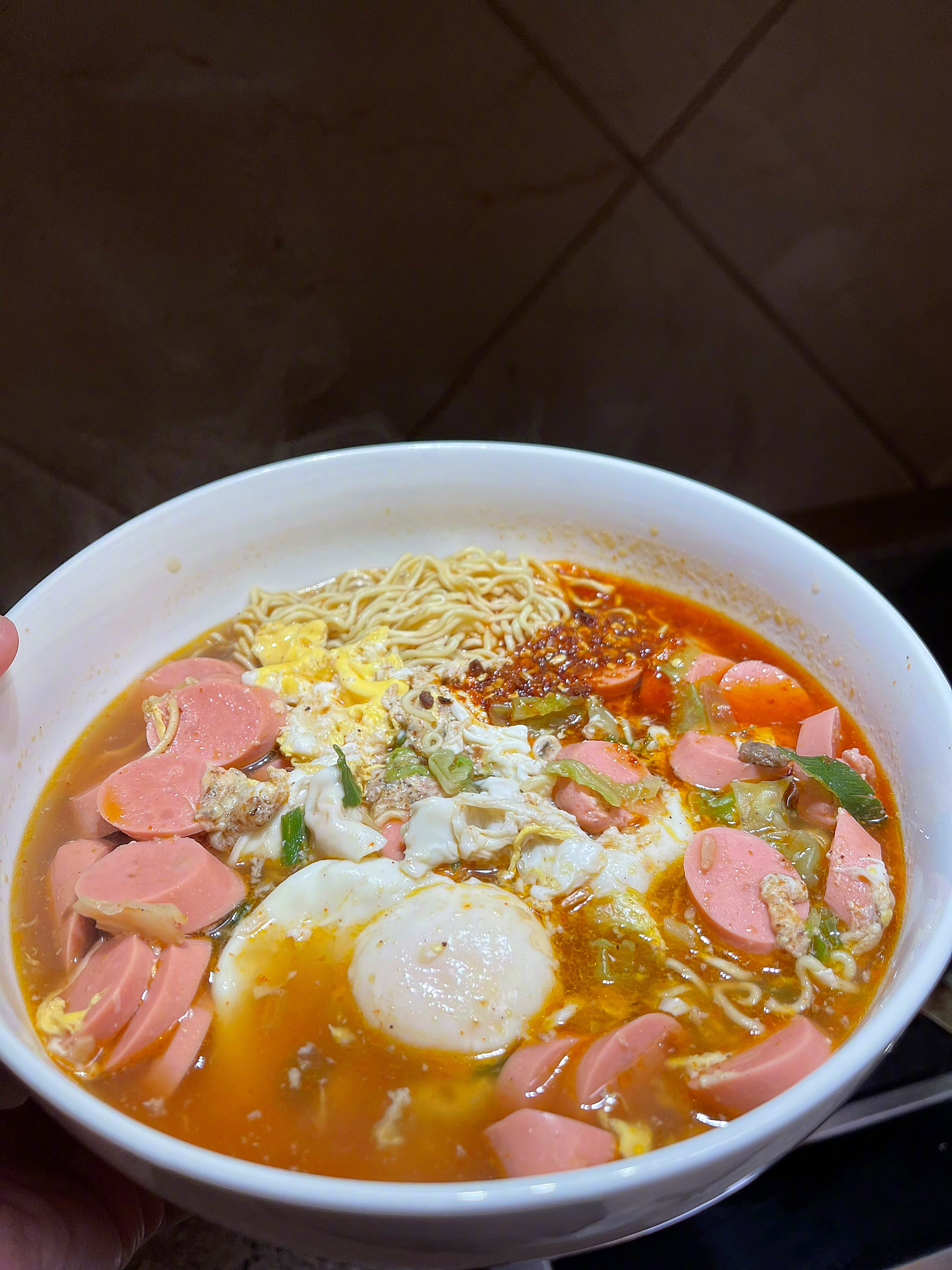 喜欢一个人话,他就算煮个泡面,你都会特别想吃