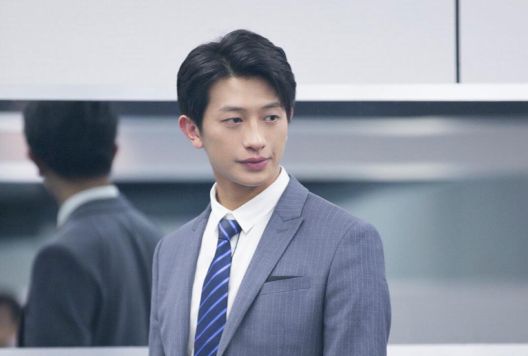 offer丁辉回归终于读懂了他被淘汰时做的决定双商太高了