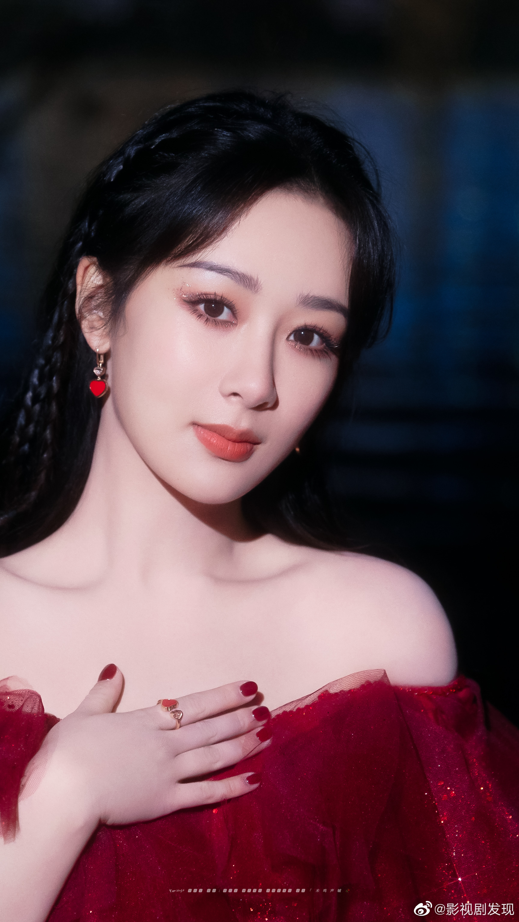 杨紫好牛,每次亮相都能带给观众惊喜……__财经头条