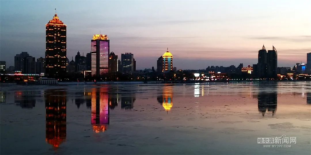 21日夜间到22日哈尔滨东北部等地大暴雪丨哈市交警全力应对暴风雪休闲区蓝鸢梦想 - Www.slyday.coM