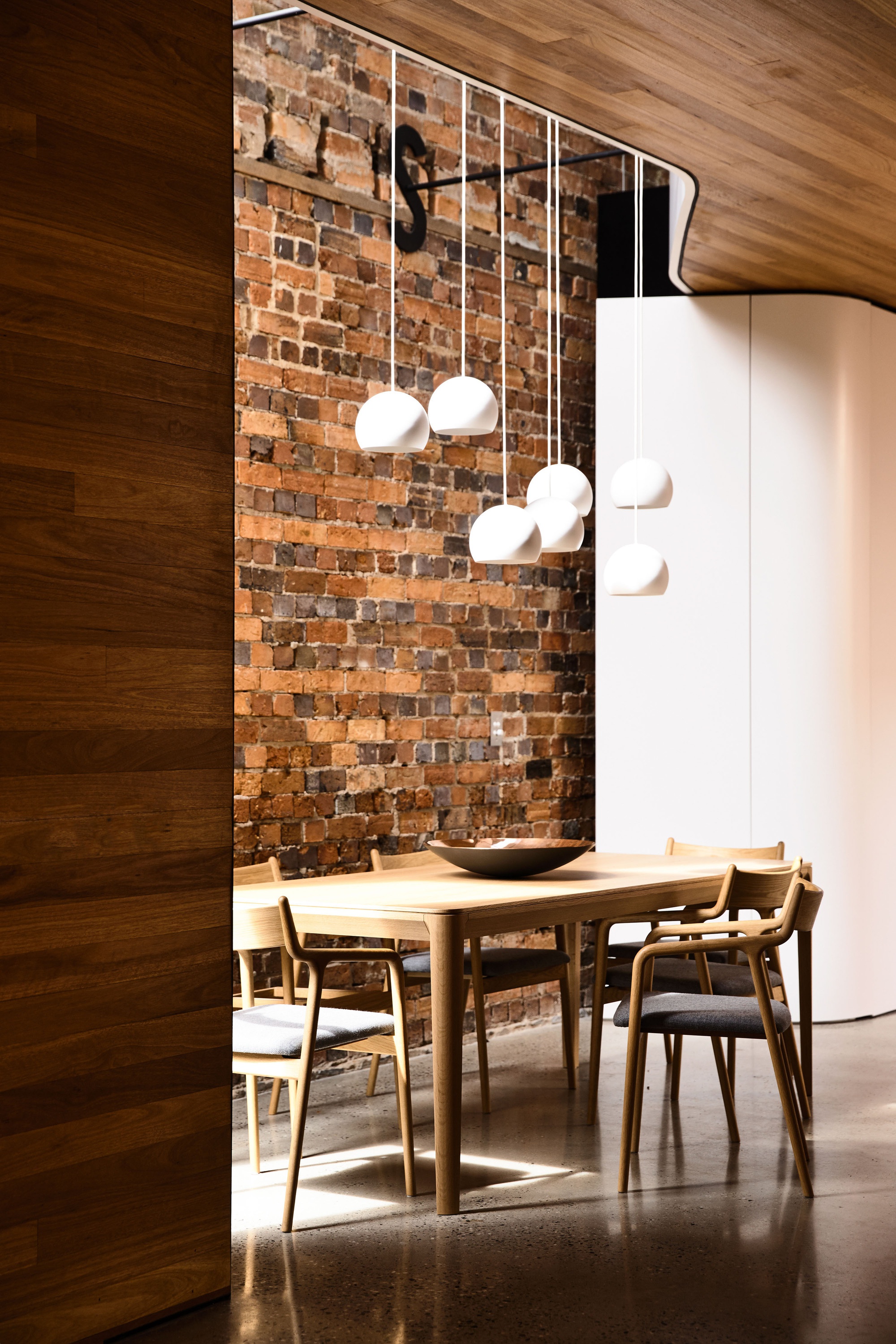 平平无奇的红砖房里面的装修你想不到很温馨进来后就不想走