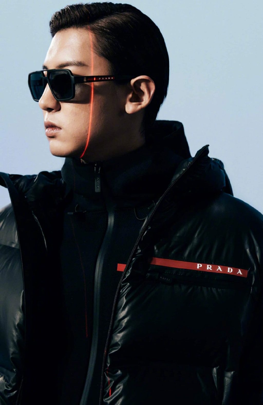 朴灿烈作为普拉达全新形象大使_高清图集_新浪网