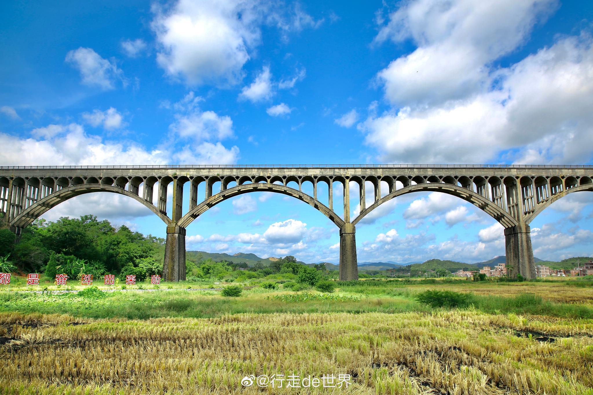 再次亲临罗定长岗坡渡槽时间已将近两年