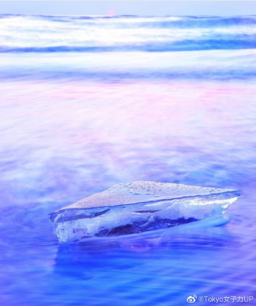 想去看像水晶一样的 不同颜色的 超级梦幻的冰块么