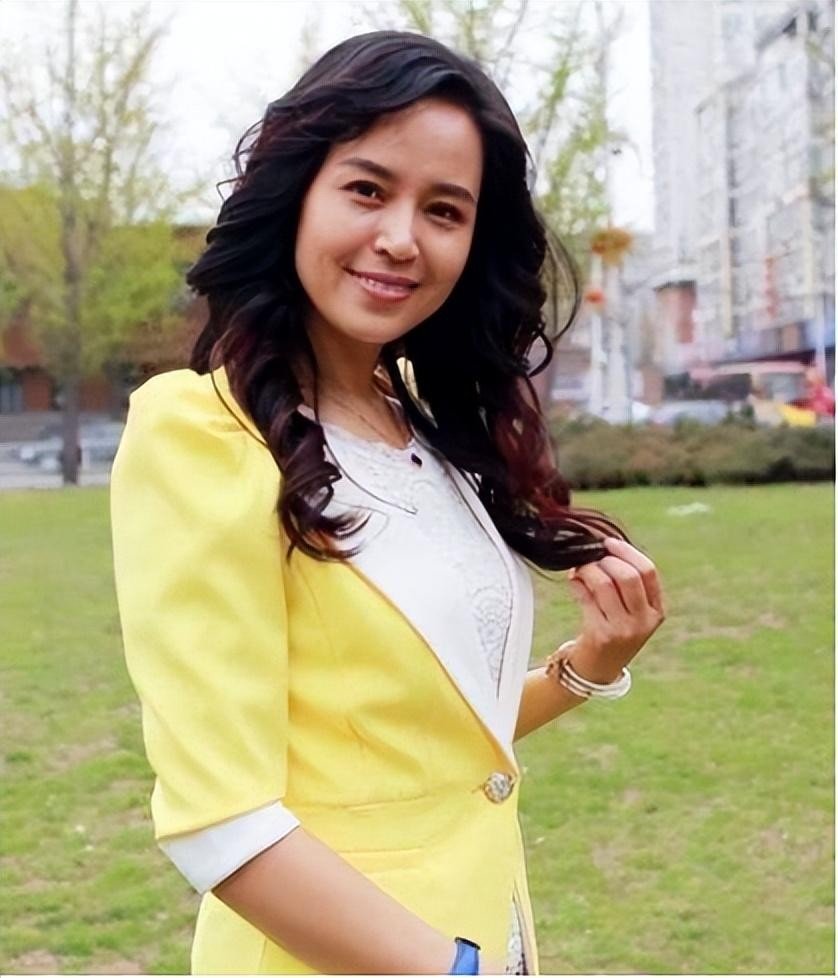 比于莉红还要小一岁的马诗红身高一米八,小小年纪就有这高大健壮的