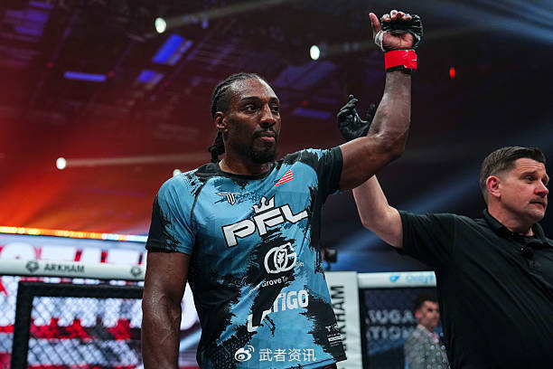 菲尔·戴维斯等前UFC选手对UFC提起反垄断诉讼|拳手|MMA|约翰逊|合同|仲裁_新浪体育_新浪新闻