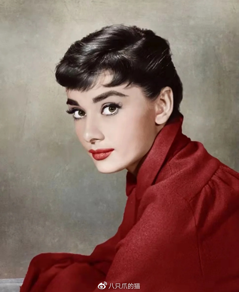 衣服穿对不穿贵,听进去赫本这3句话,无论穿裙子,裤子,都高级|赫本