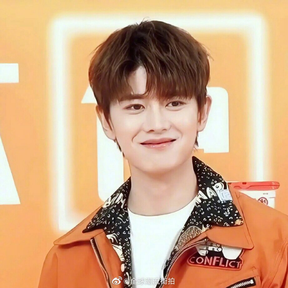 久违的括弧笑,小橙子今天太甜了