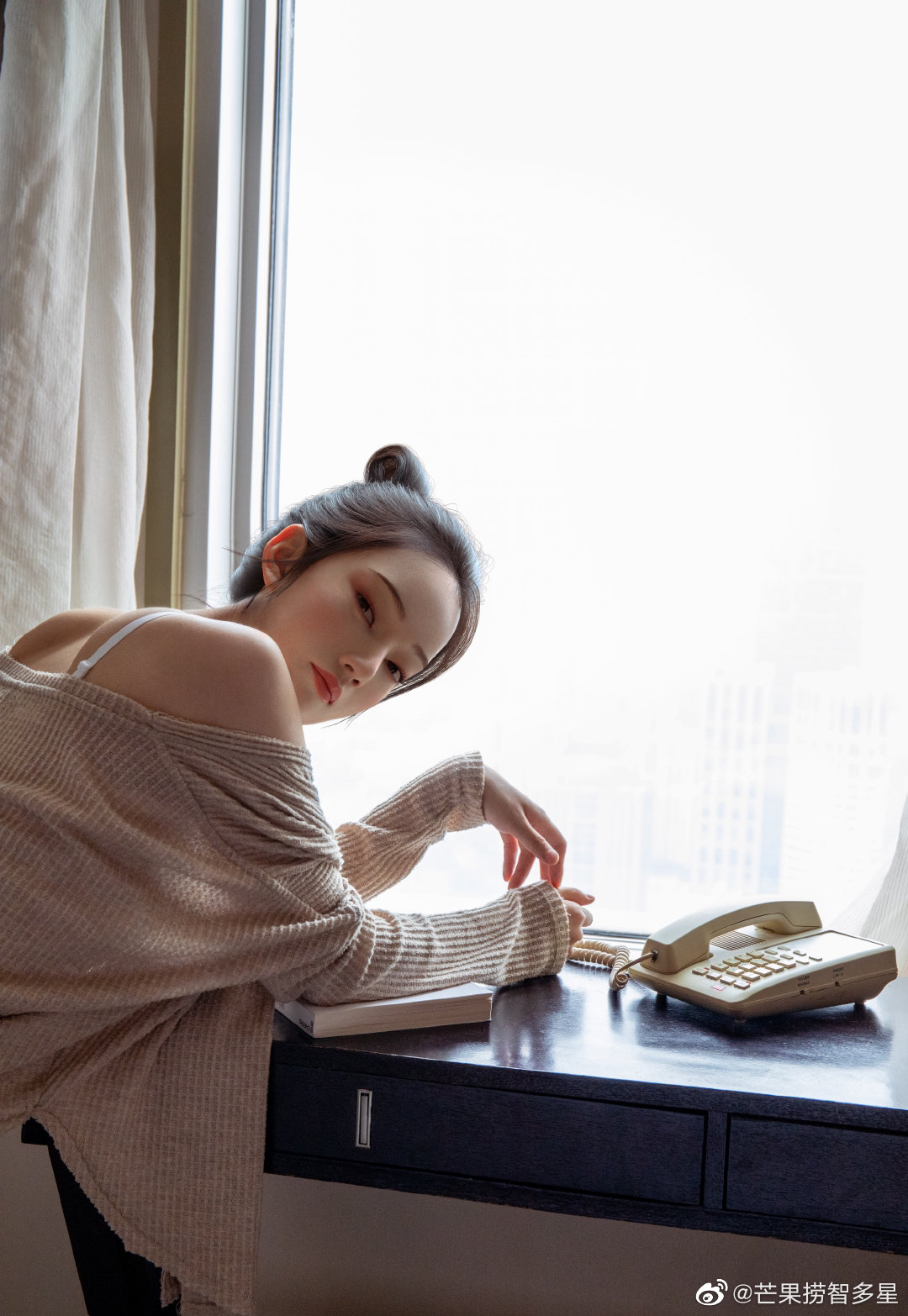 华彩少年的虚拟人物翎ling我觉得还挺好看的!