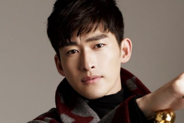 王晓晨晒张翰、杜淳聚会照,被四位男星环绕中间,配文又见先生们休闲区蓝鸢梦想 - Www.slyday.coM 王晓晨晒张翰、杜淳聚会照,被四位男星环绕中间,配文又见先生们休闲区蓝鸢梦想 - Www.slyday.coM