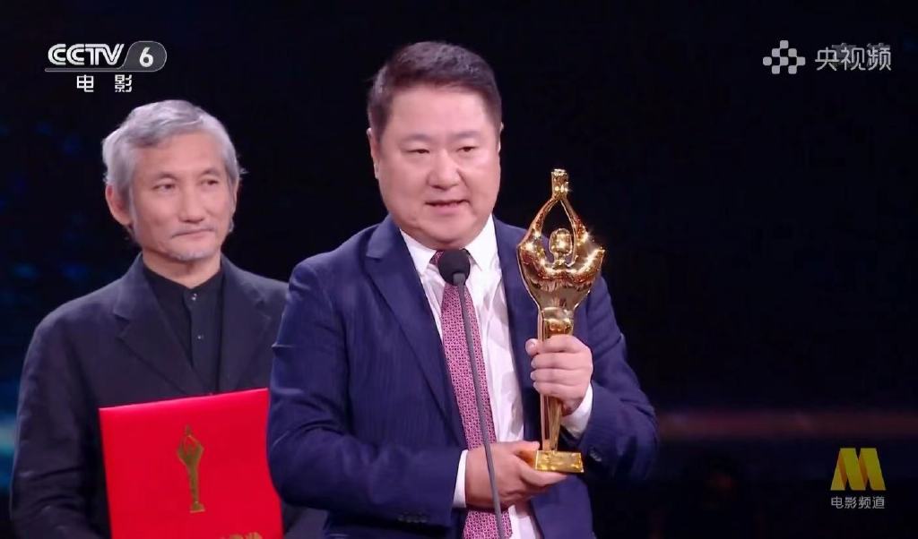 大众百花奖获奖名单，张译双料最佳男主角，袁泉三次获得百花奖休闲区蓝鸢梦想 - Www.slyday.coM