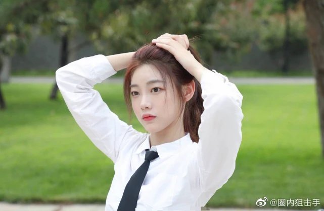 《青你2》选手冯若航自曝遭公司不公对待,哭喊:求你别逼我了!