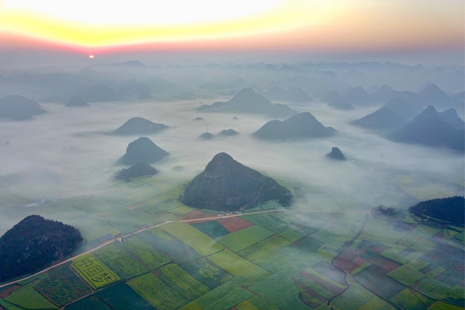 如诗如画大美罗平
