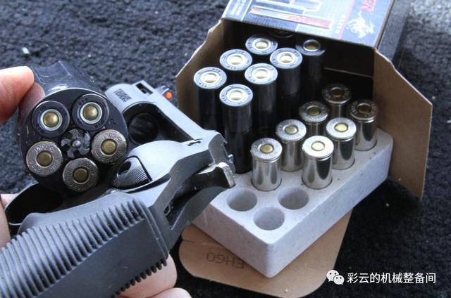 45 colt转轮手枪弹.