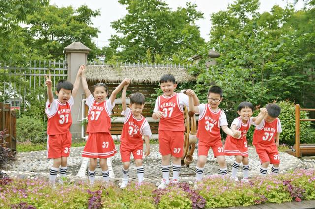 毕业季来了，一起来海湾拍出超好看的毕业照吧休闲区蓝鸢梦想 - Www.slyday.coM