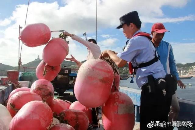 浙江多地紧急停课、航班取消！公安队伍全力以赴，抗击台风“灿都”，迎风而上！休闲区蓝鸢梦想 - Www.slyday.coM