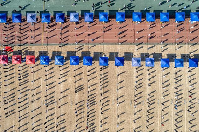 西安疫情防控升级，全市小区（村）封闭管理，全体市民“非必要不离市”休闲区蓝鸢梦想 - Www.slyday.coM