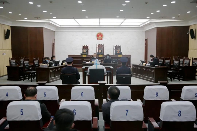 河南一派出所副所长被挖掘机拍击牺牲，凶手二审被判死刑！休闲区蓝鸢梦想 - Www.slyday.coM