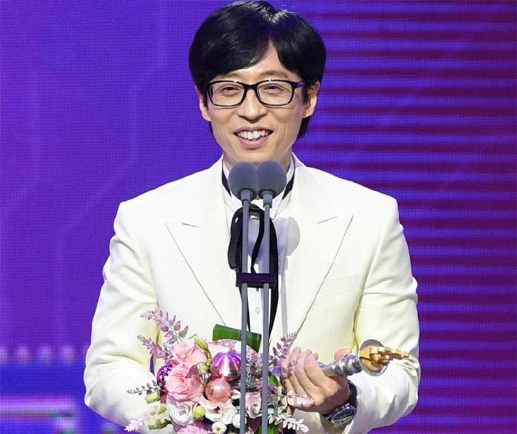 2022年sbs演艺大赏:金钟国偶遇前女友,宋智孝2次拥抱池石镇|我家的熊