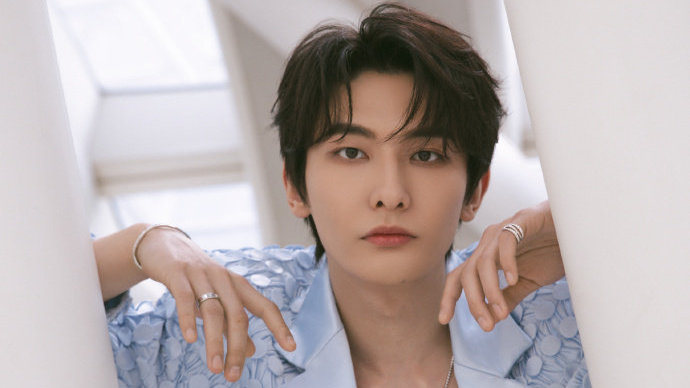 王瑞昌最新写真曝光,时尚感十足|王瑞昌|时尚|写真曝光_新浪新闻
