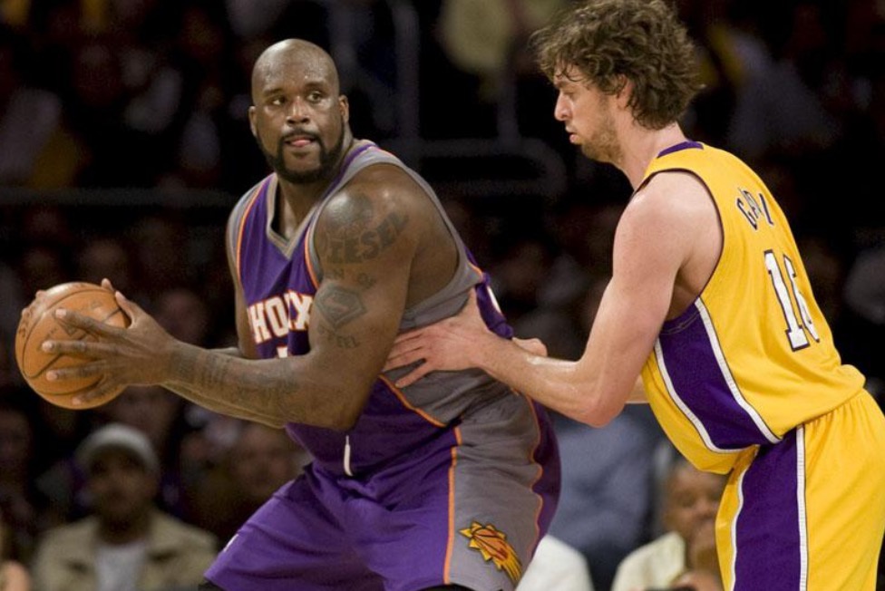 奥尼尔我接受贾巴尔的批评后变得更强现在球员就像布丁一样软