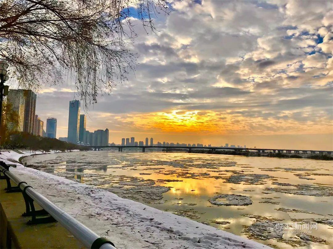 21日夜间到22日哈尔滨东北部等地大暴雪丨哈市交警全力应对暴风雪休闲区蓝鸢梦想 - Www.slyday.coM