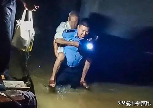 浙江多地紧急停课、航班取消！公安队伍全力以赴，抗击台风“灿都”，迎风而上！休闲区蓝鸢梦想 - Www.slyday.coM