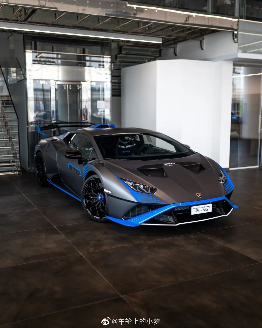 兰博基尼huracan(兰博基尼huracan敞篷)