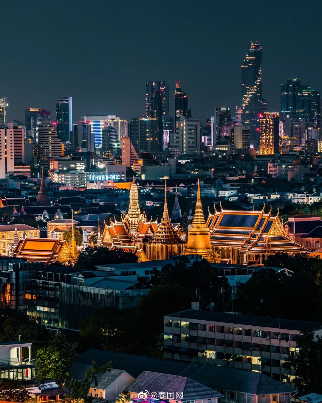 泰国曼谷寺庙夜景 (fr.见水印)_高清图集_新浪网