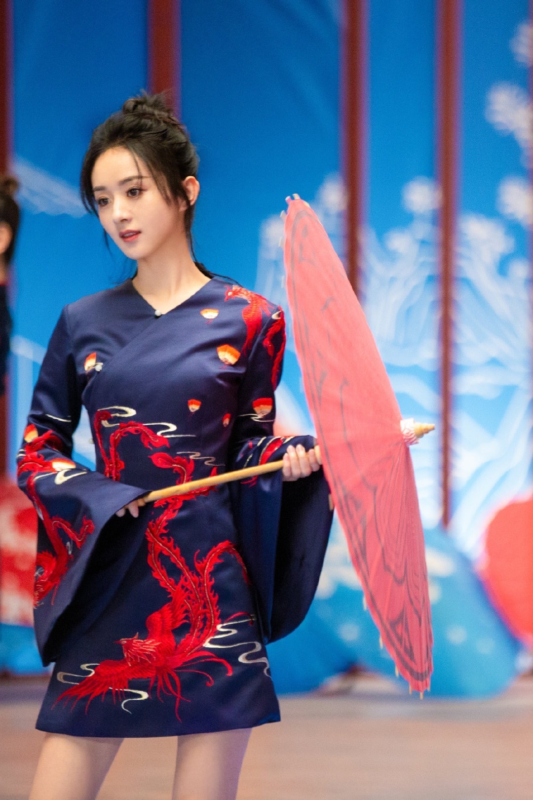 赵丽颖这拍摄花絮太亮眼了!