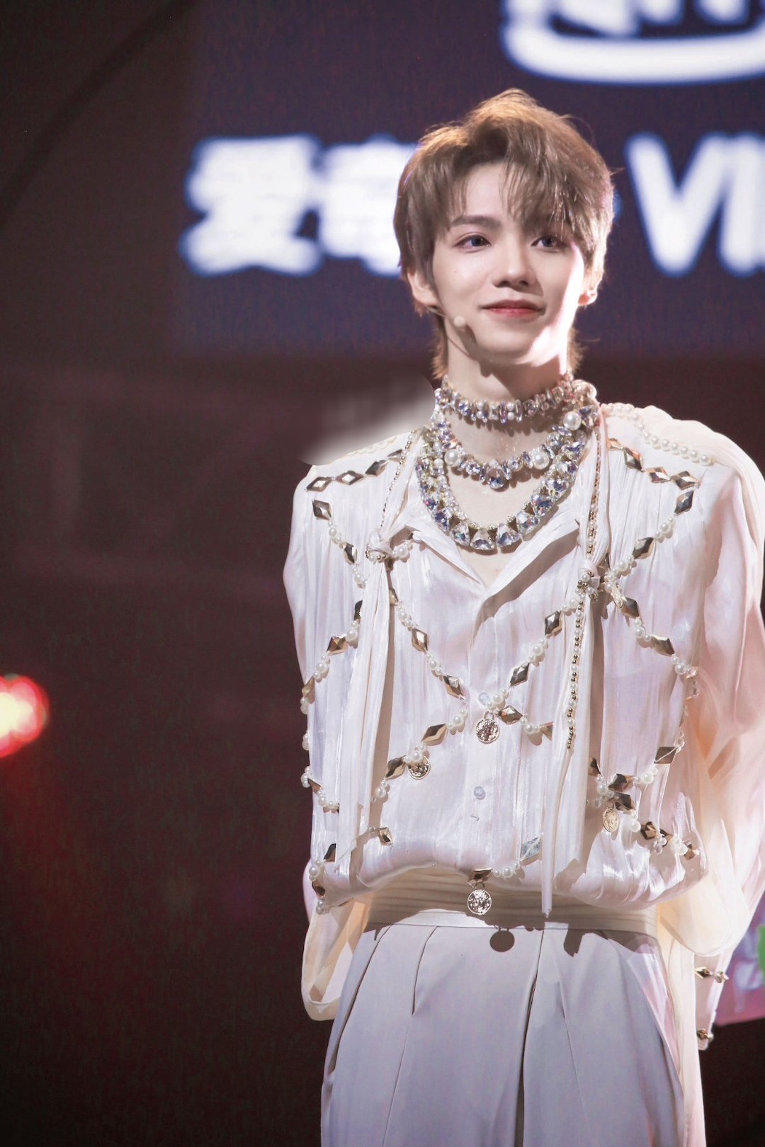 不传谣不信谣只听官方消息期待罗一舟的舞台