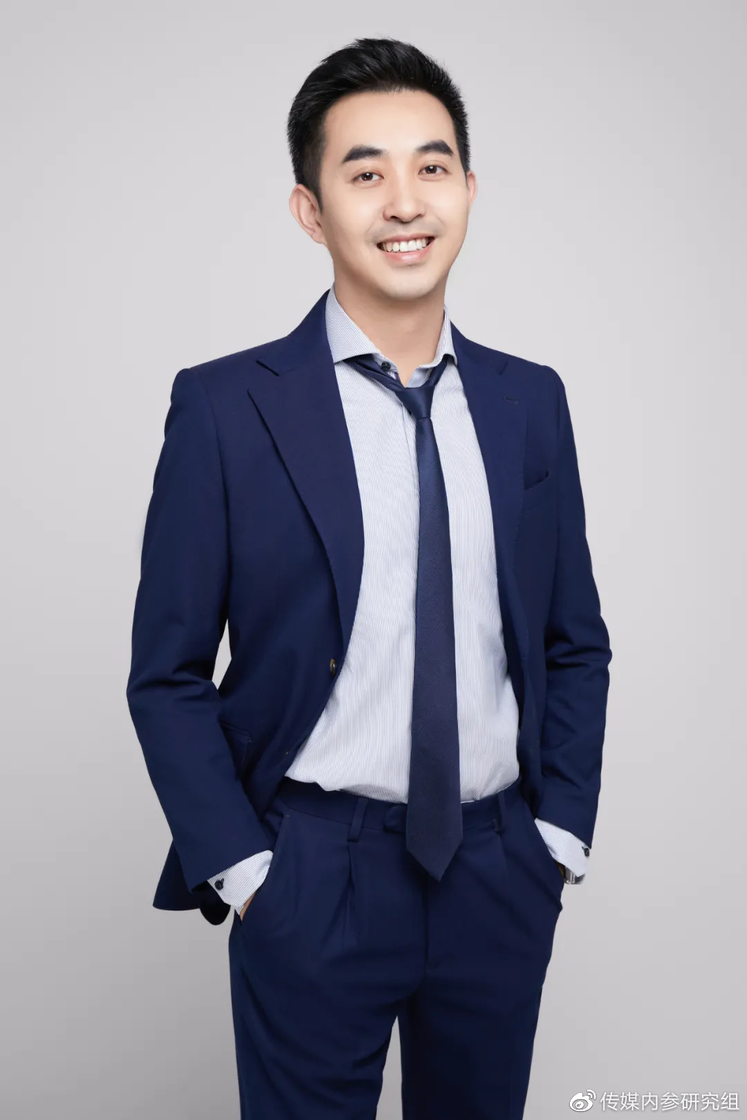 这部集国产电影工业化之大成的灾难片搅动起一场风暴