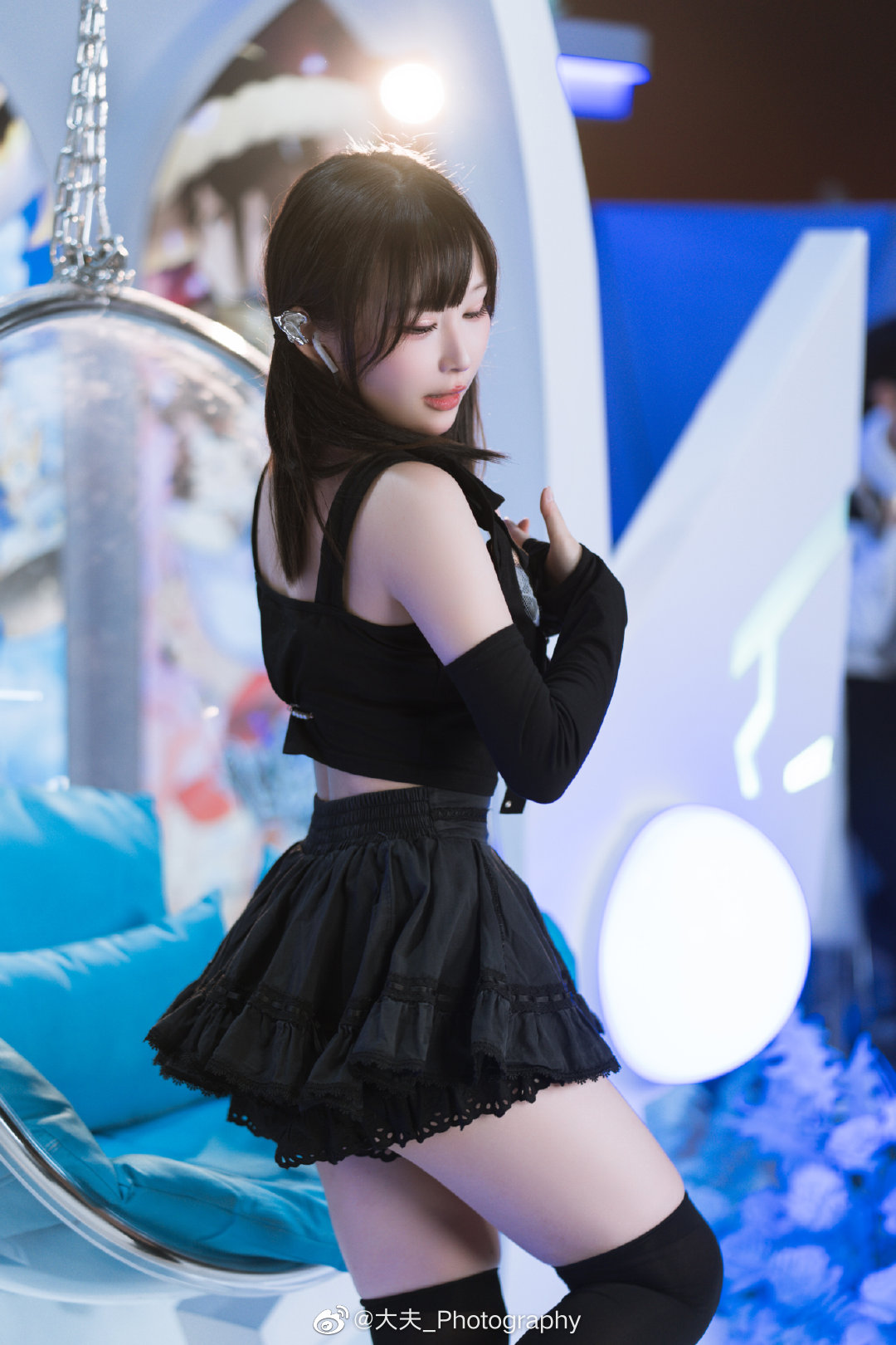 出镜:@矮乐多aliga 刚好走过,拍了几张……__财经头条