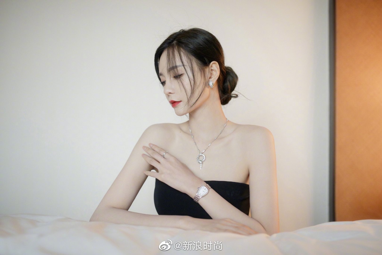 女明星们的直角肩_高清图集_新浪网