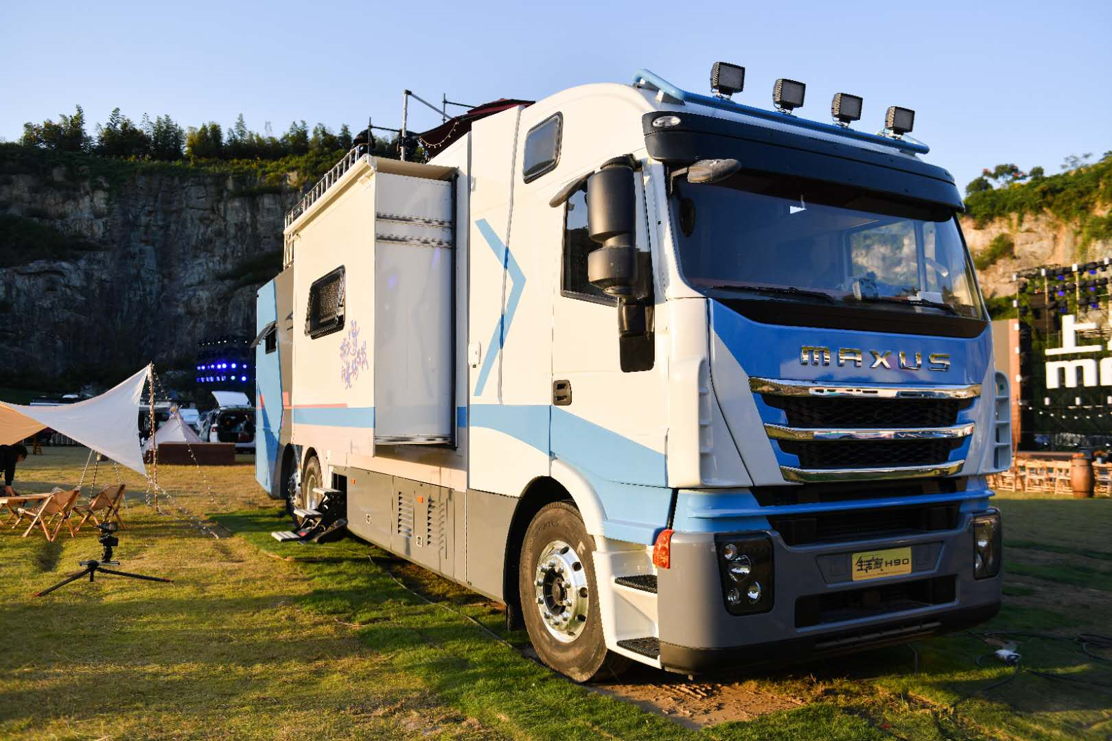 十余款款房车悉数亮相,还有别墅版旗舰车型,谁能比ta更霸气?