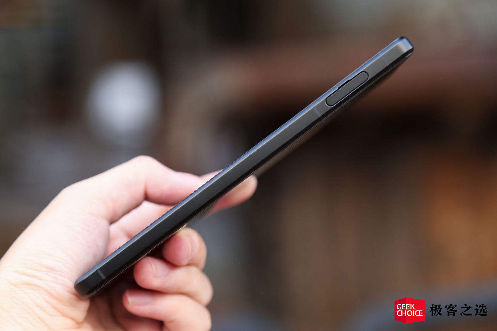 一直以来,xperia 手机的命名方式总是让人摸不着头脑,不过与之相对的