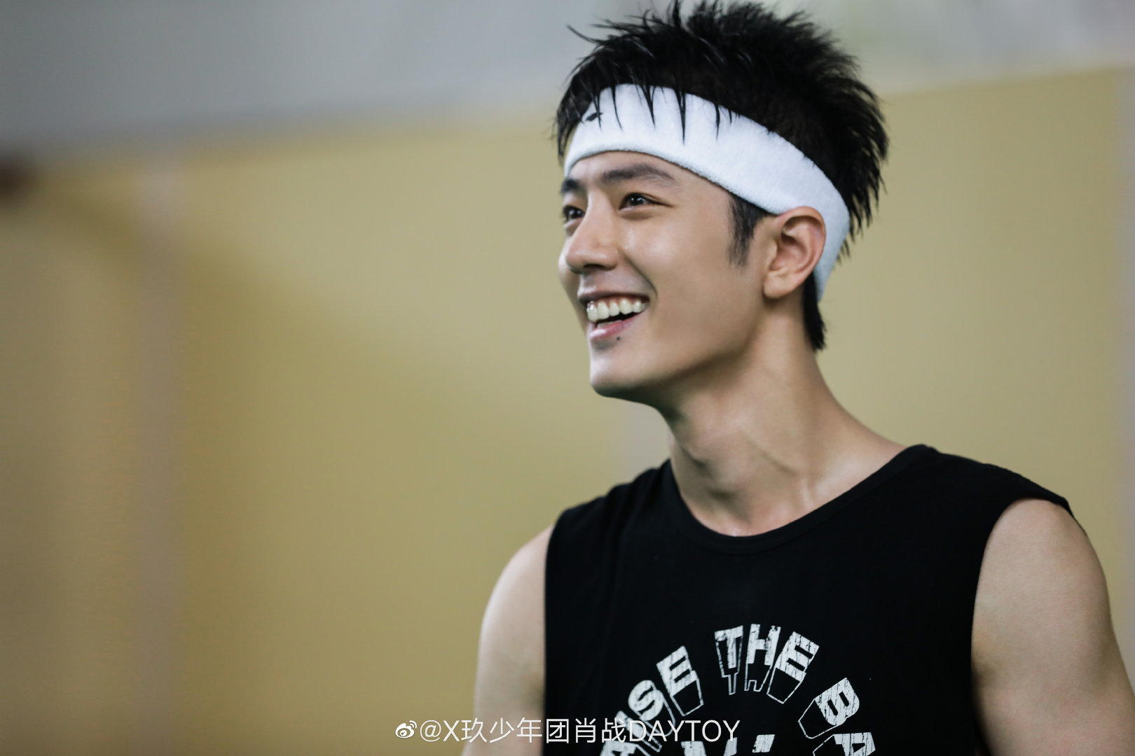 肖战绿洲分享风景照每一张都是大片每一张都是认真记录