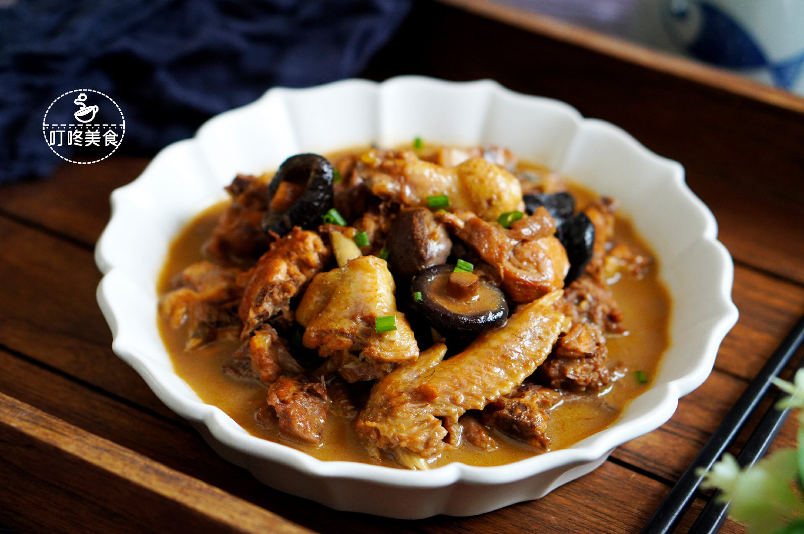 加上香菇一炖,鲜香嫩滑,我家每周吃三回,太下饭|香菇炖鸡_新浪新闻