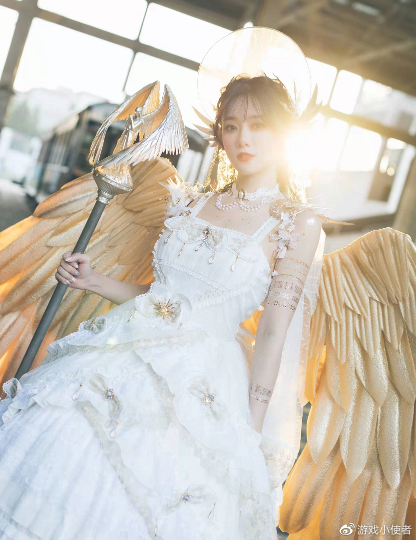 小钰cos大天使皮肤宛如从仙境走出来网友直言被惊艳到了