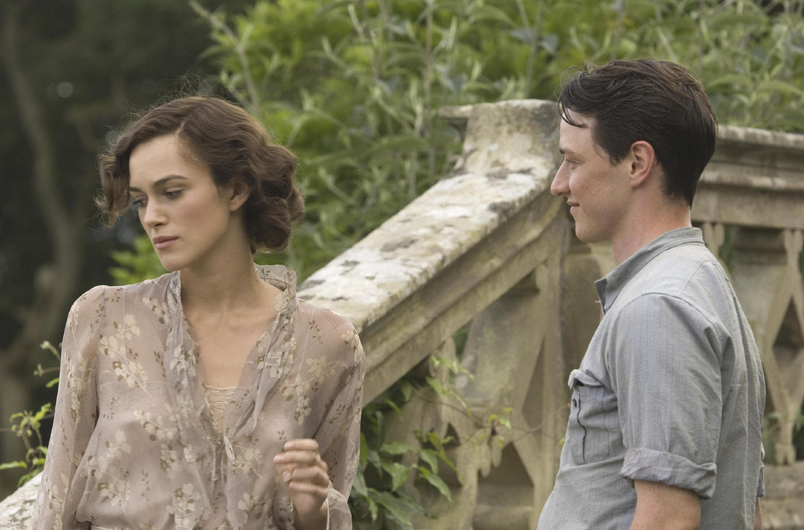 keira knightley & james mcavoy / 赎罪(2007)__财经头条
