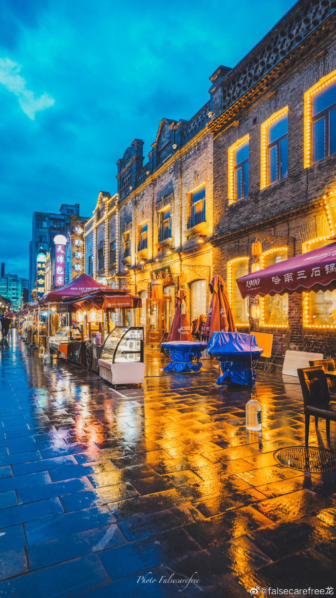 雨后的哈尔滨中华巴洛克风情街 2020年10月11日