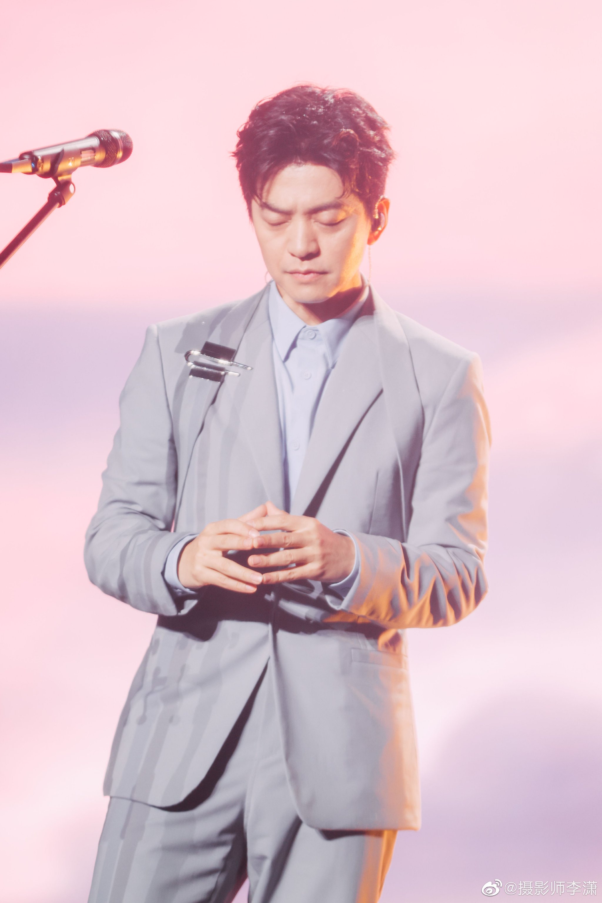 再更新一波李健的美图