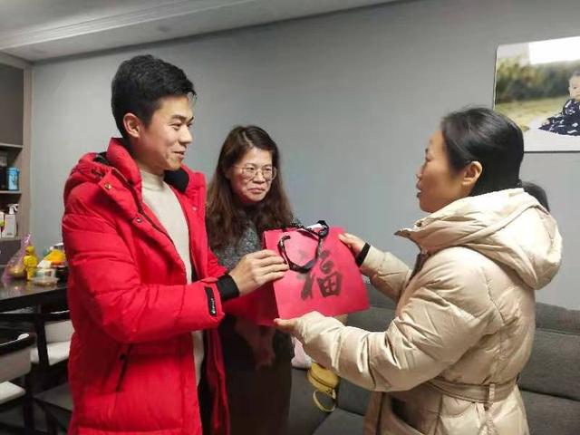 叮~明招小学专属老师的成长报告单已送达休闲区蓝鸢梦想 - Www.slyday.coM