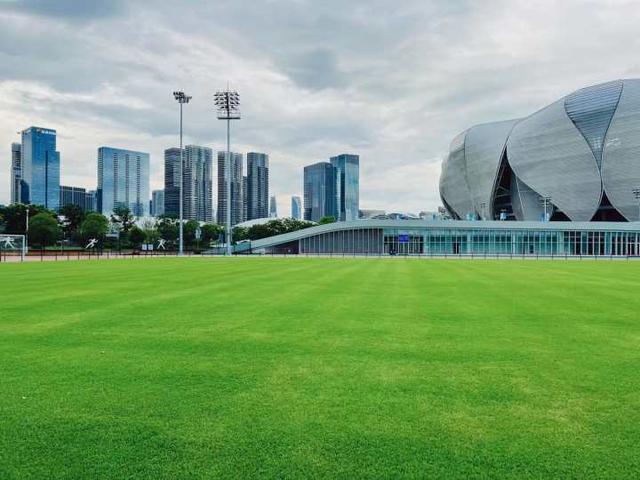 好消息!杭州奥体中心今天起对外开放!有跑友一下班赶去刷了4公里,预订攻略在这里休闲区蓝鸢梦想 - Www.slyday.coM 好消息!杭州奥体中心今天起对外开放!有跑友一下班赶去刷了4公里,预订攻略在这里休闲区蓝鸢梦想 - Www.slyday.coM