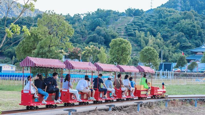 温州人的新快乐丨去珑玥潭，赴一场惊心动魄！休闲区蓝鸢梦想 - Www.slyday.coM