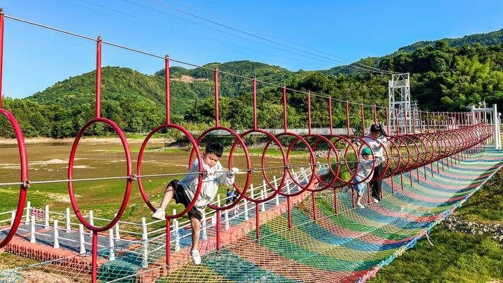 温州人的新快乐丨去珑玥潭，赴一场惊心动魄！休闲区蓝鸢梦想 - Www.slyday.coM