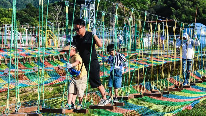 温州人的新快乐丨去珑玥潭，赴一场惊心动魄！休闲区蓝鸢梦想 - Www.slyday.coM