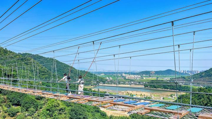 温州人的新快乐丨去珑玥潭，赴一场惊心动魄！休闲区蓝鸢梦想 - Www.slyday.coM